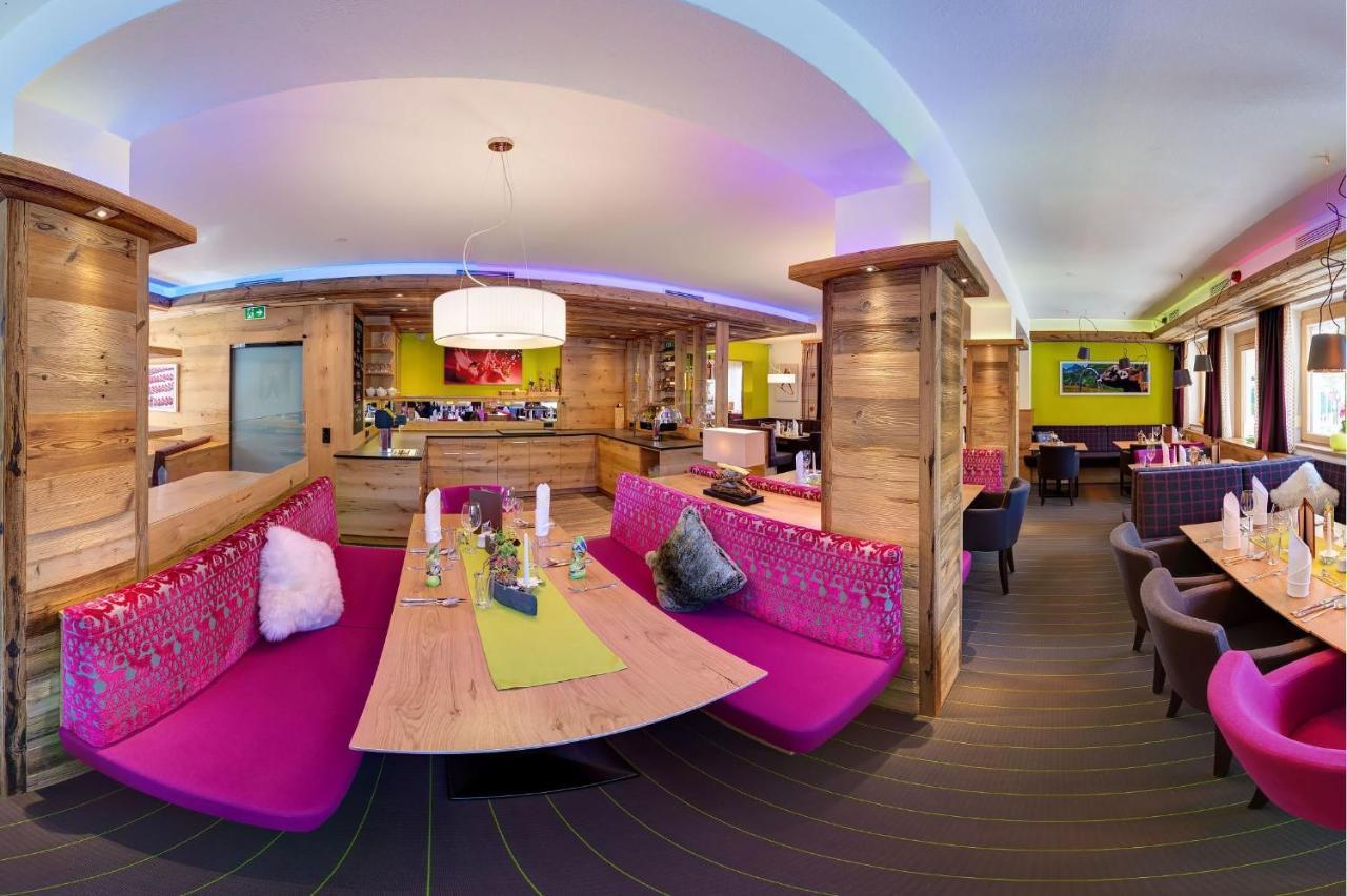Hotel Toni Galtür エクステリア 写真