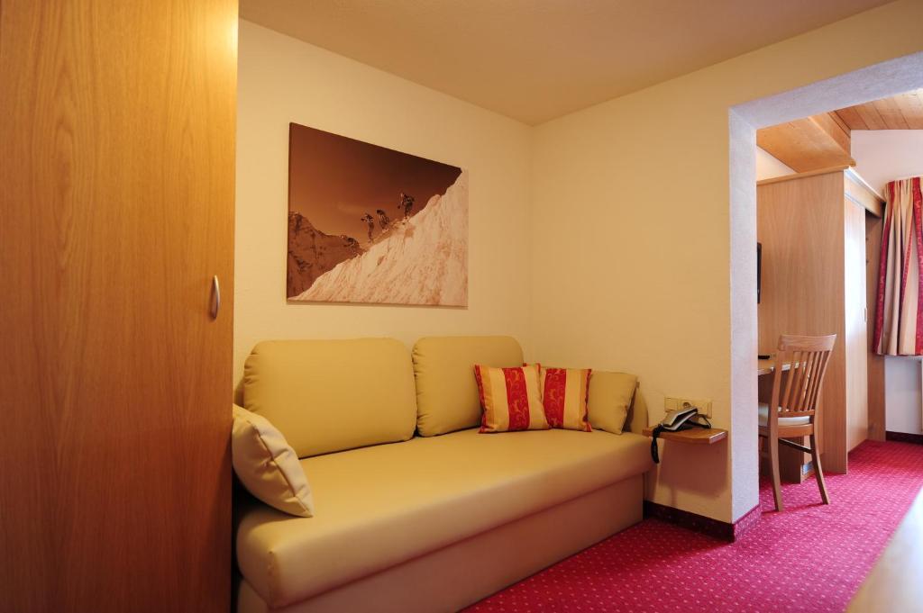 Hotel Toni Galtür エクステリア 写真