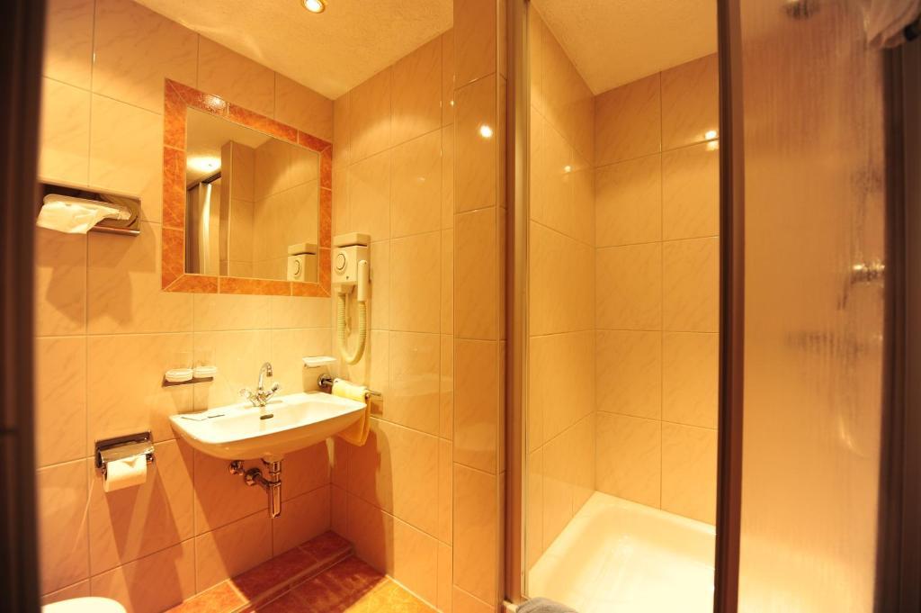 Hotel Toni Galtür 部屋 写真